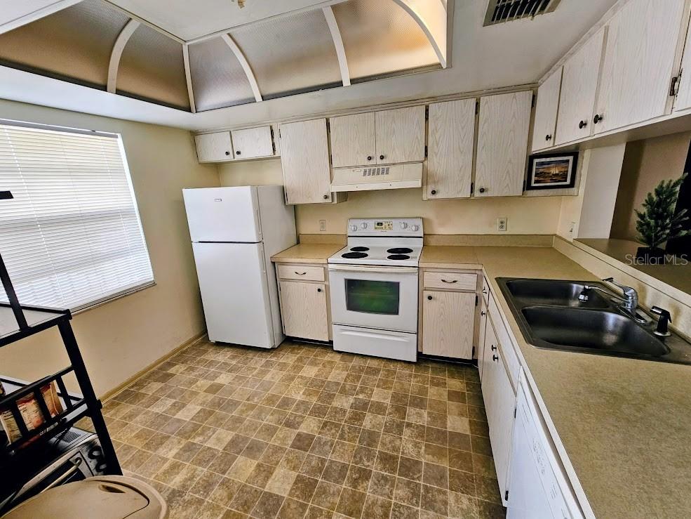 7700 92nd Street #203 Seminole FL 33777 TB8463929 image9