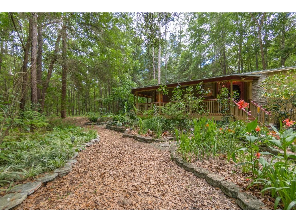7700 N Palm Oak Drive Hernando FL 34442 W7865124 image1