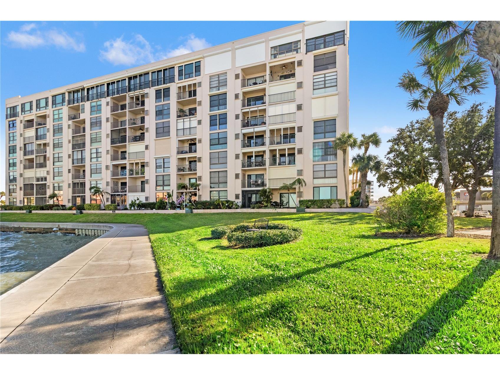 7700 Sun Island Drive S #203 South Pasadena FL 33707 TB8463844 image1