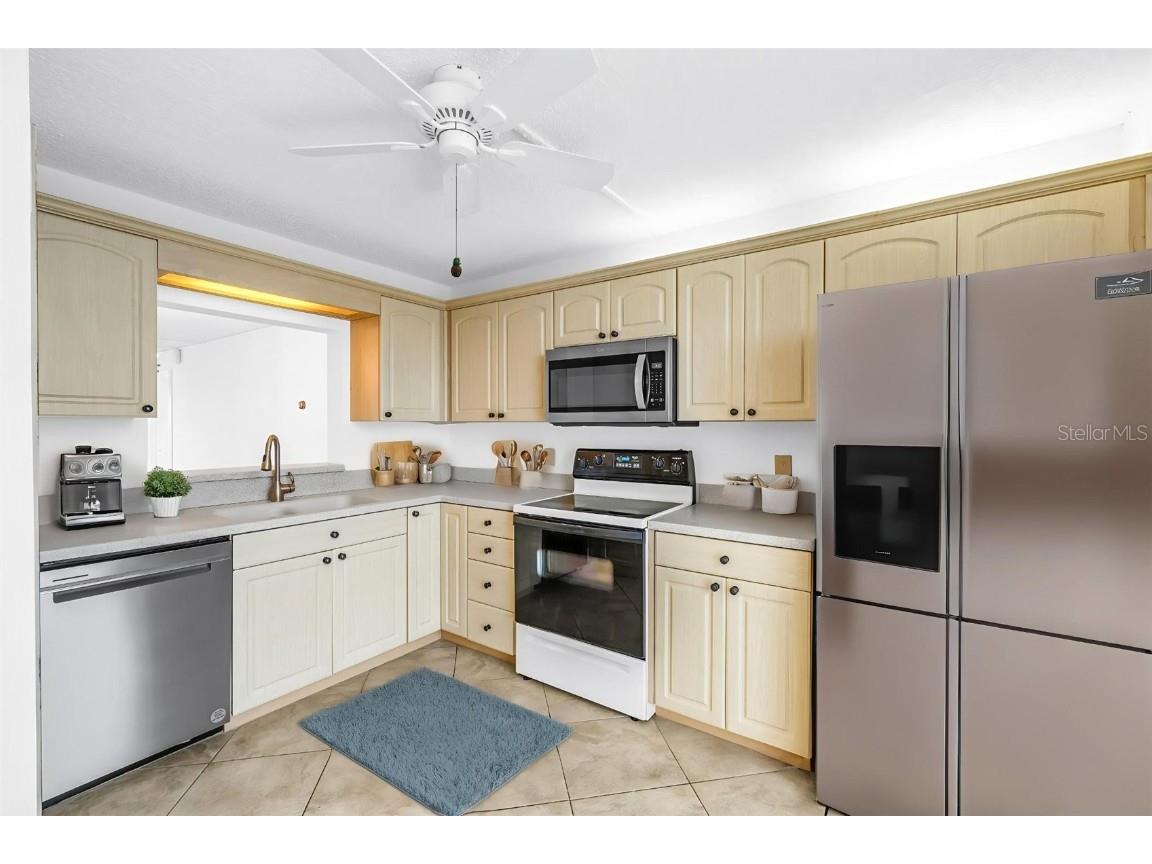 7700 Sun Island Drive S #401 South Pasadena FL 33707 - BOCA CIEGA BAY TB8422288 image4