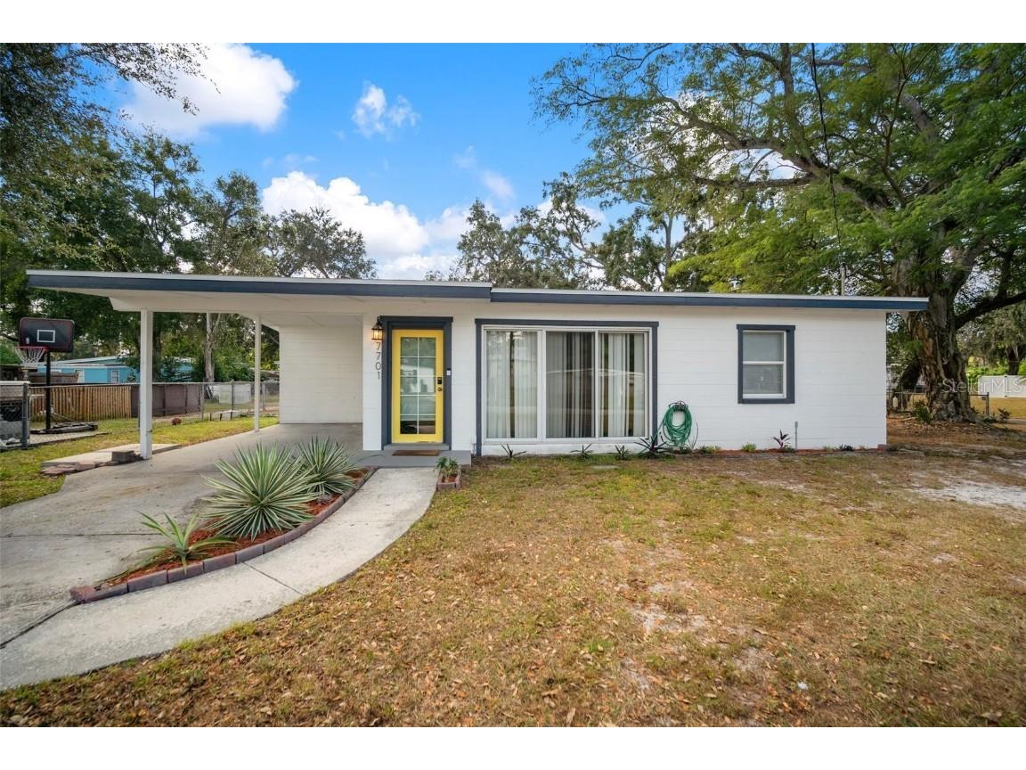 7701 Coral Vine Lane Tampa FL 33619 T3477524 image1