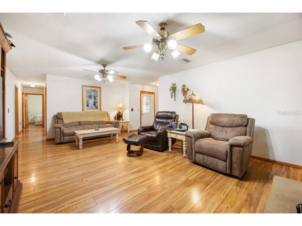 7701 SE 170th Avenue Road Ocklawaha FL 32179 - LAKE BESSIOLA G5100869 image10