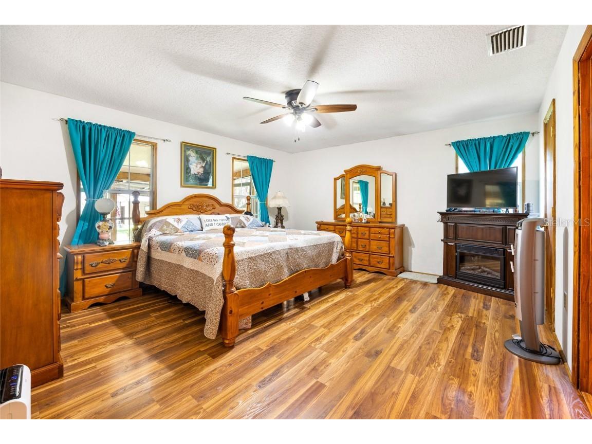 7701 SE 170th Avenue Road Ocklawaha FL 32179 - LAKE BESSIOLA G5100869 image16