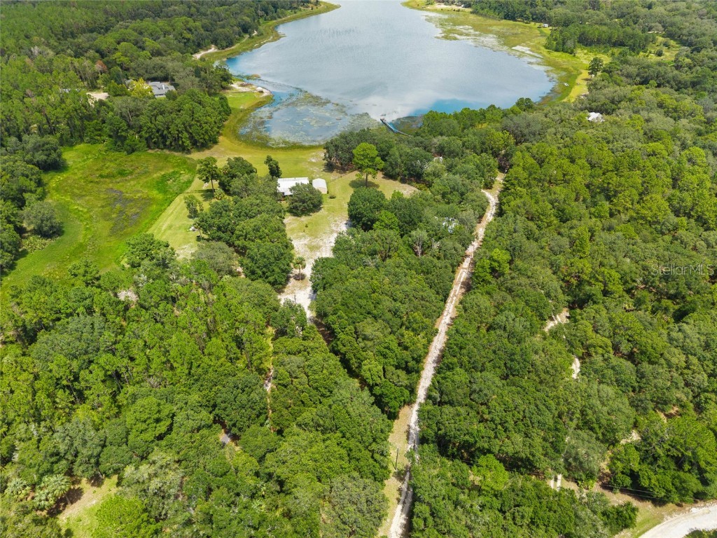 7701 SE 170th Avenue Road Ocklawaha FL 32179 - LAKE BESSIOLA G5100869 image2