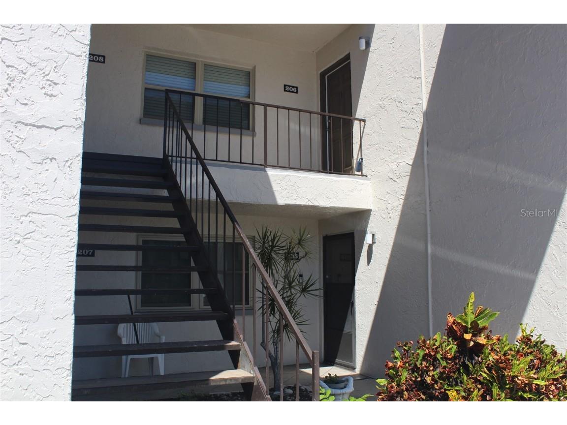 7701 Starkey Road #206 Seminole FL 33777 U8237621 image1