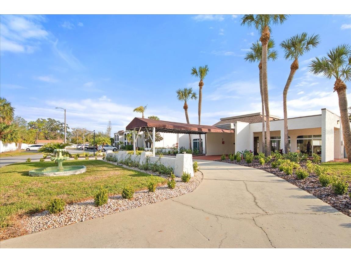 7701 Starkey Road #308 Seminole FL 33777 U8228161 image1