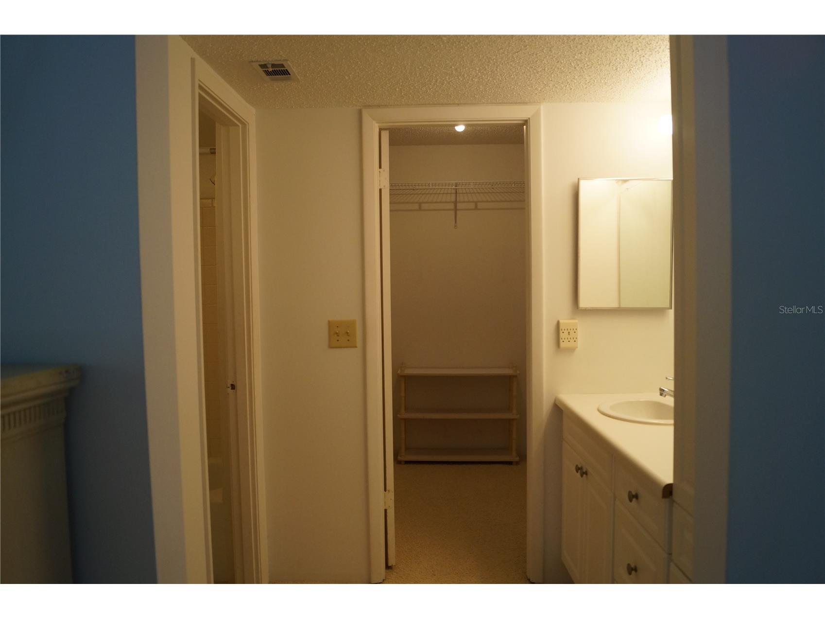 7701 Starkey Road #408 Seminole FL 33777 TB8439156 image24