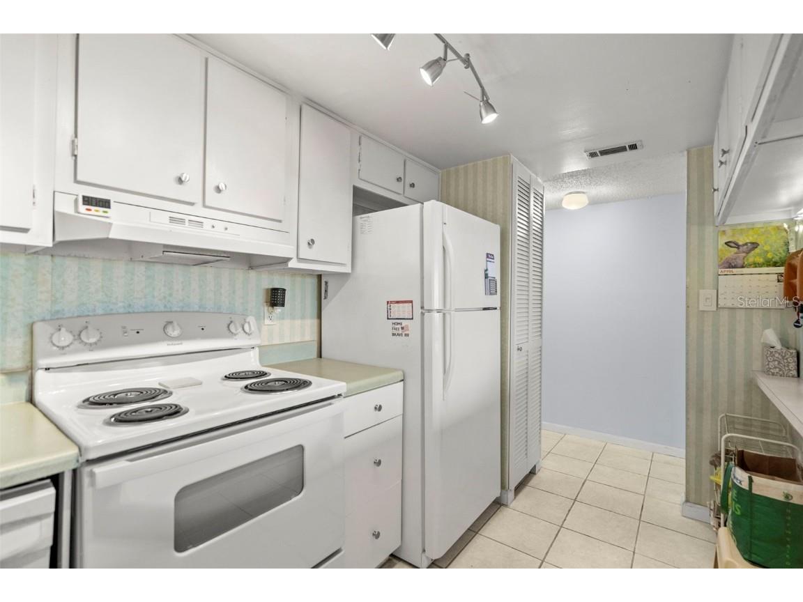 7701 Starkey Road #443 Seminole FL 33777 TB8382475 image12