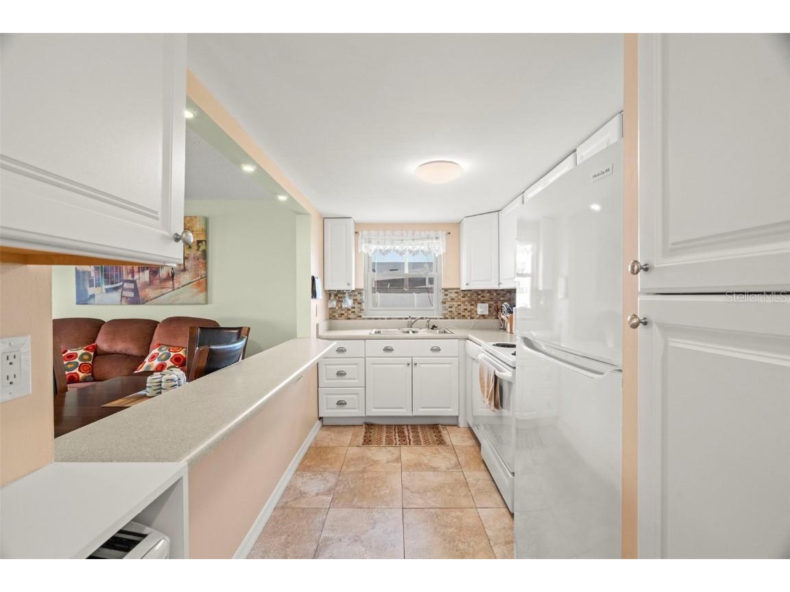 7701 Starkey Road #601 Seminole FL 33777 TB8387028 image10