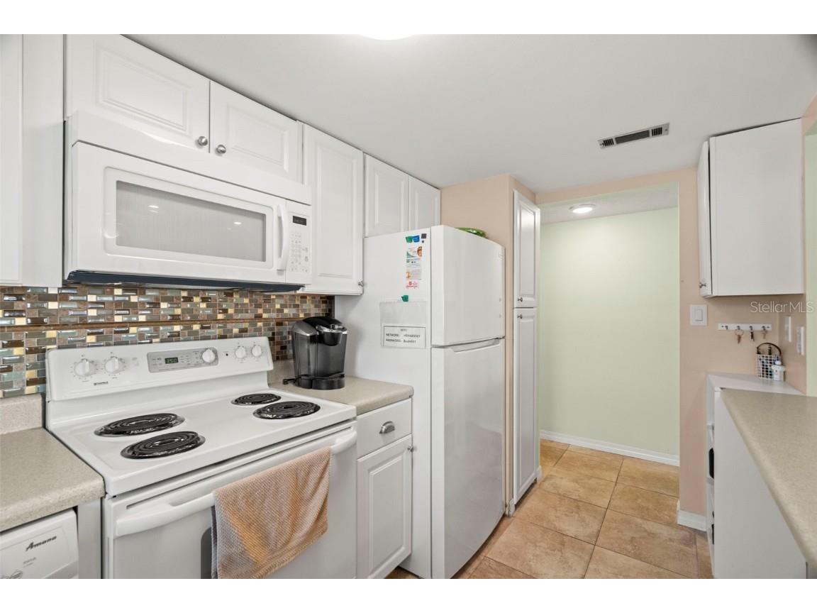 7701 Starkey Road #601 Seminole FL 33777 TB8387028 image11