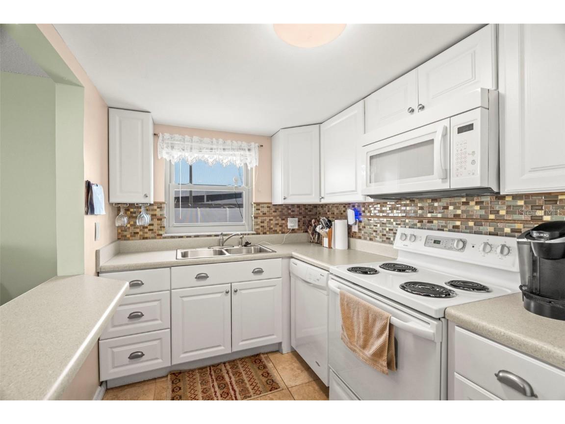 7701 Starkey Road #601 Seminole FL 33777 TB8387028 image12