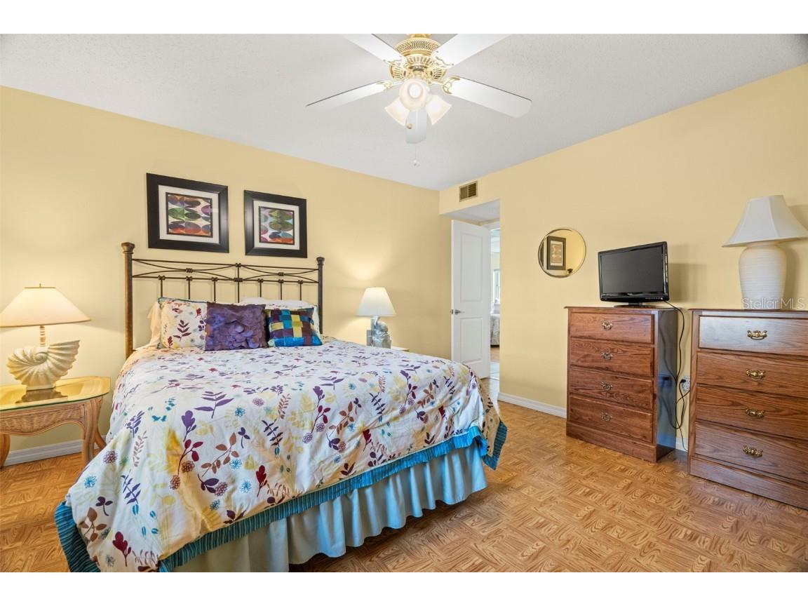 7701 Starkey Road #601 Seminole FL 33777 TB8387028 image18