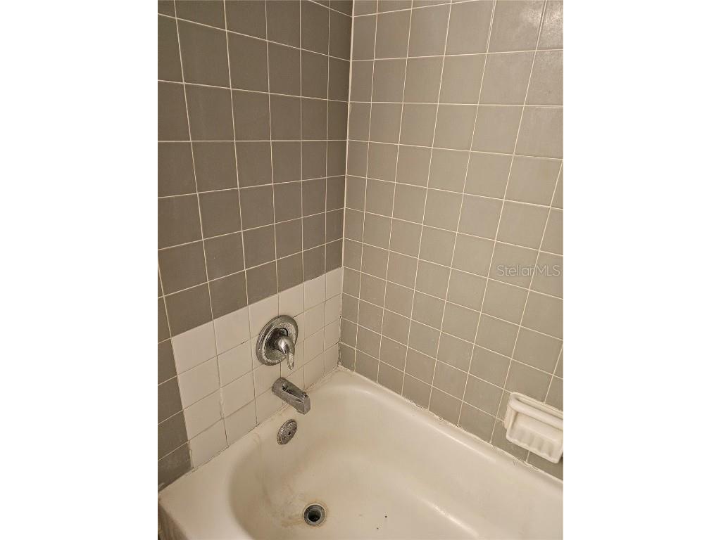 7701 Starkey Road #708 Seminole FL 33777 TB8398018 image16