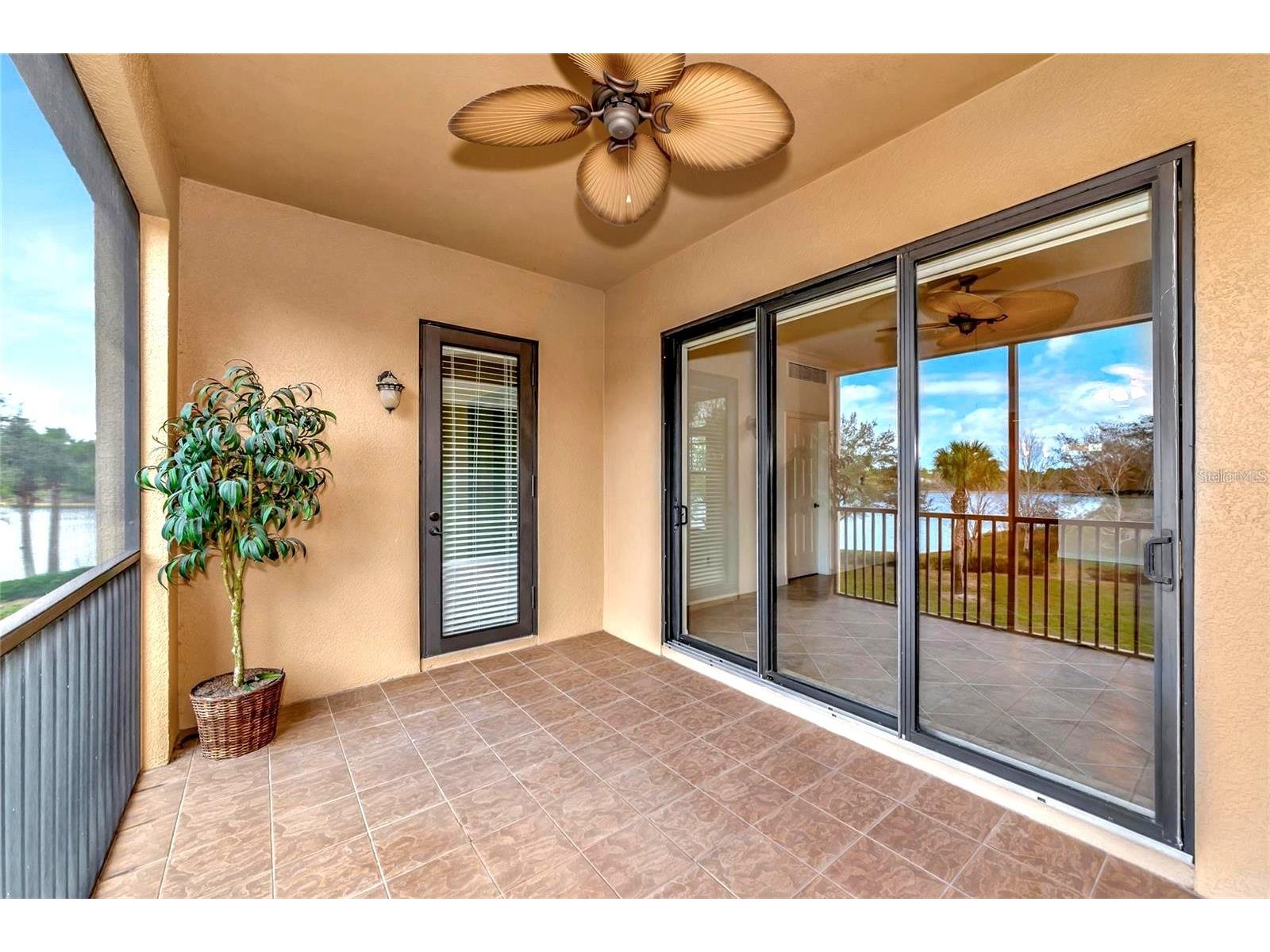 7702 Lake Vista Court #206 Bradenton FL 34202 A4681739 image3