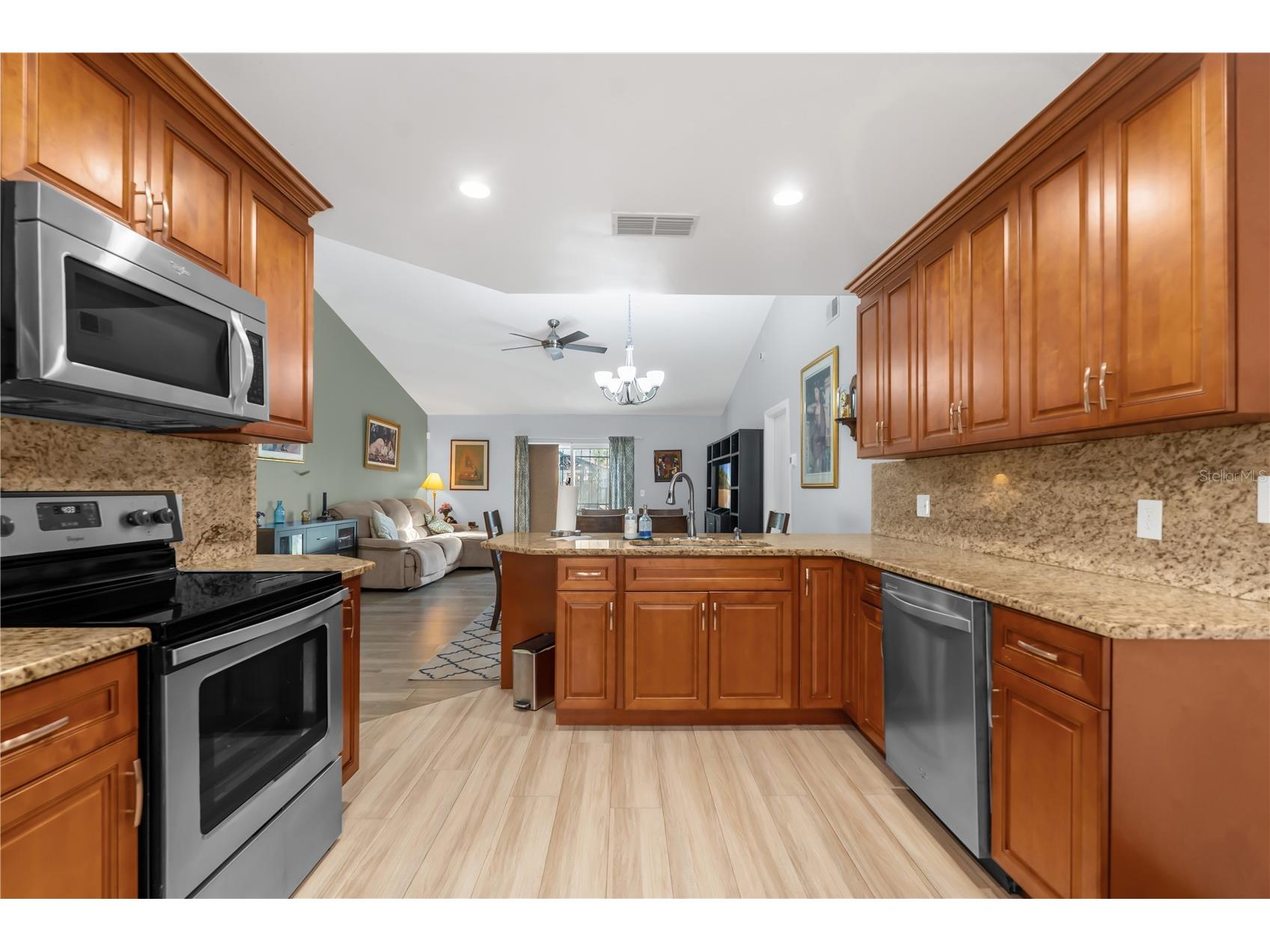 7702 Legacy Lane Orlando FL 32818 O6370165 image13