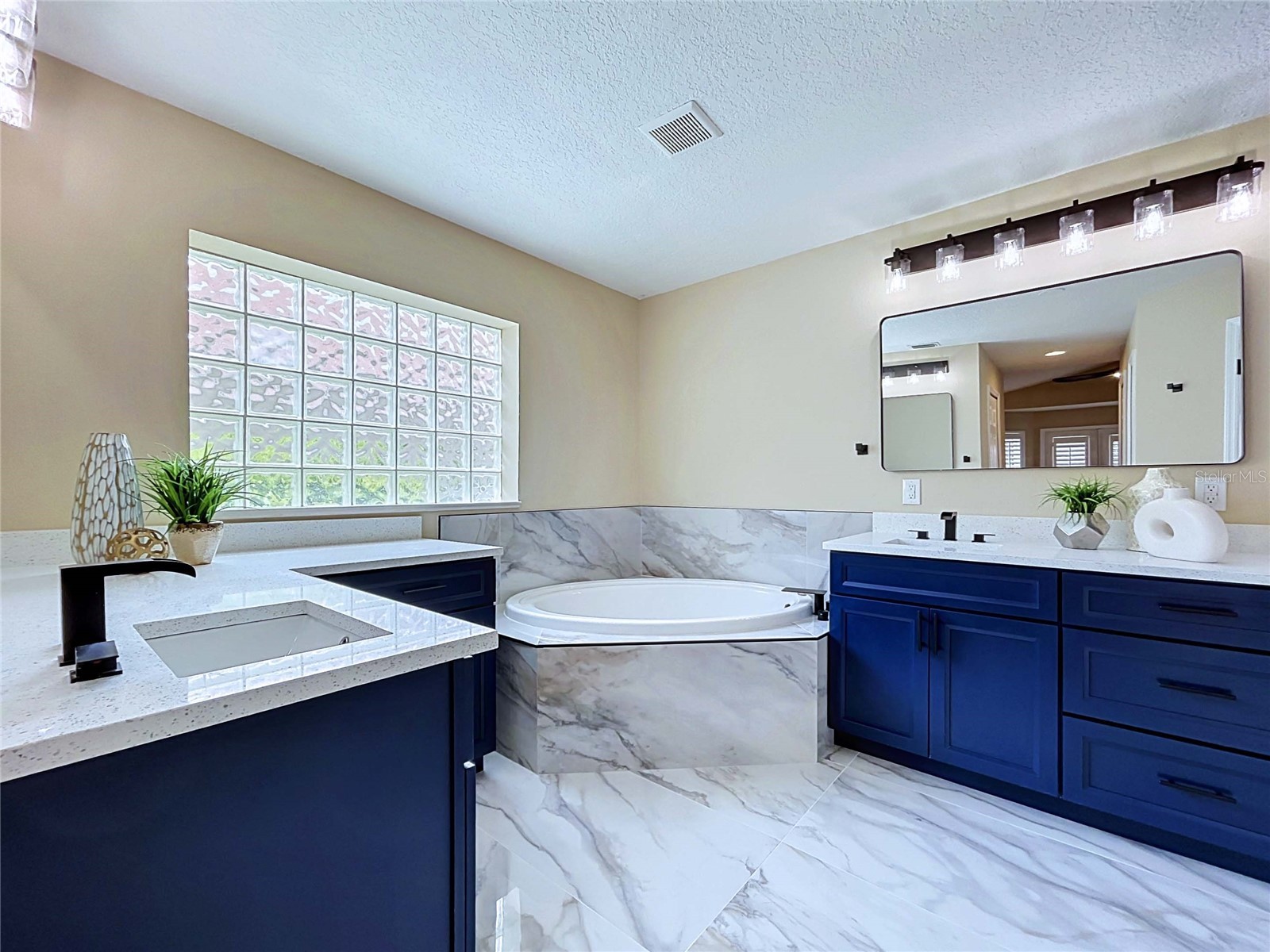 7703 British Open Way Lakewood Ranch FL 34202 TB8519152 image42