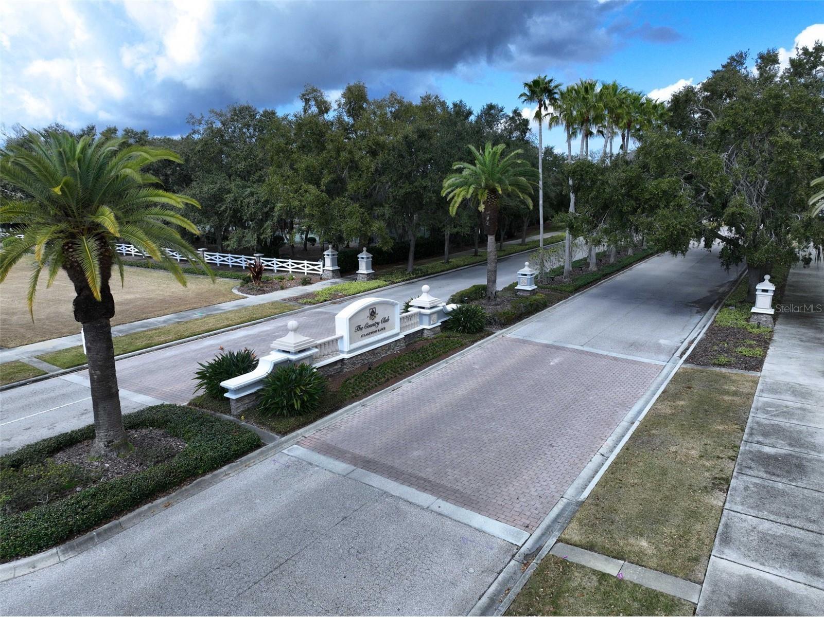 7703 British Open Way Lakewood Ranch FL 34202 TB8519152 image79