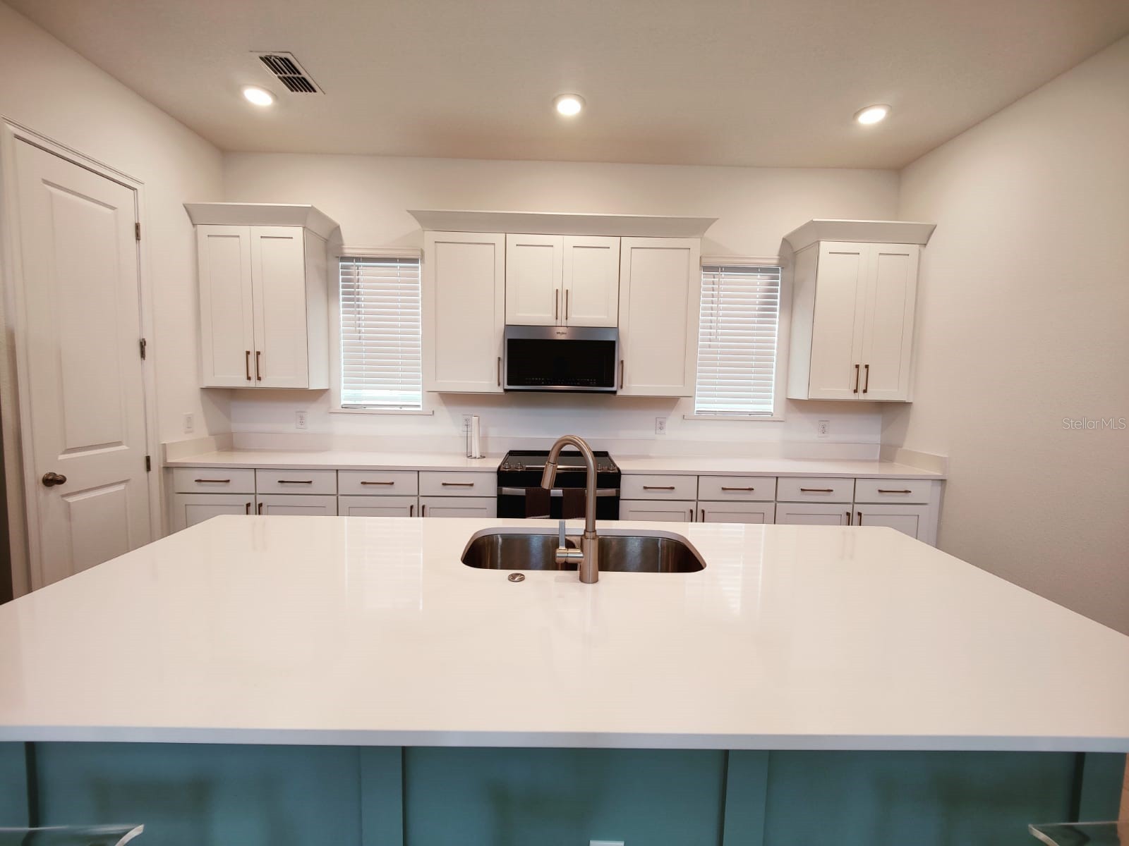 7703 Nemours Parkway Orlando FL 32827 S5154385 image3