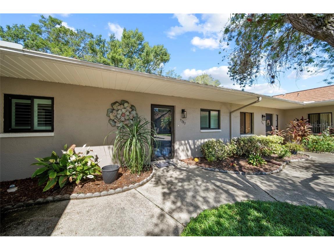 7703 Obrien Court #7703 Hudson FL 34667 W7877635 image1