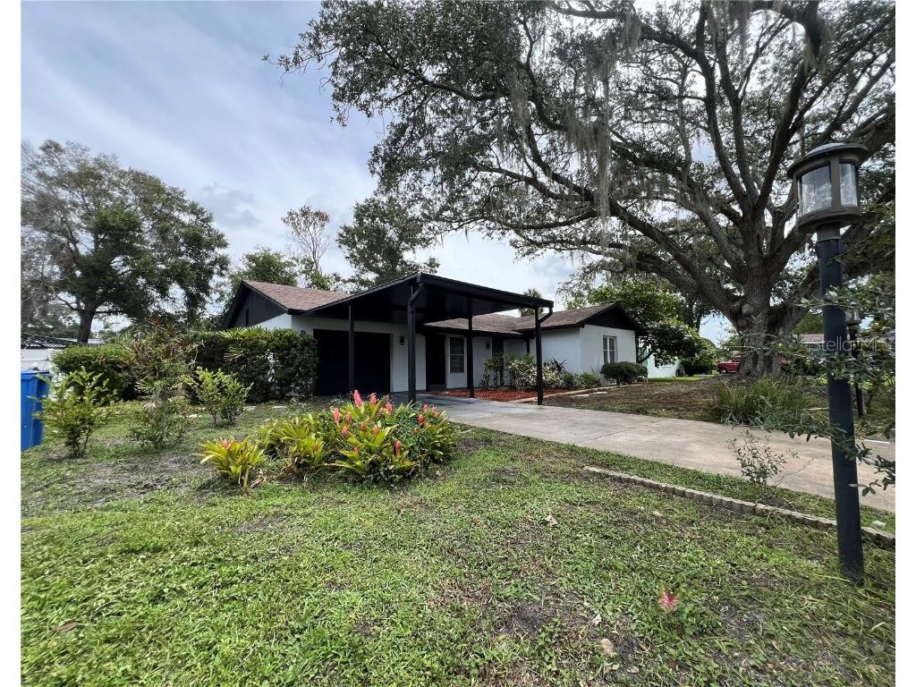 7703 W Hiawatha Street Tampa FL 33615 TB8414154 image1