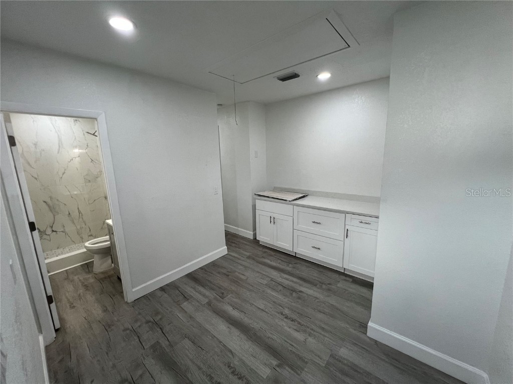 7703 W Hiawatha Street Tampa FL 33615 TB8414154 image21