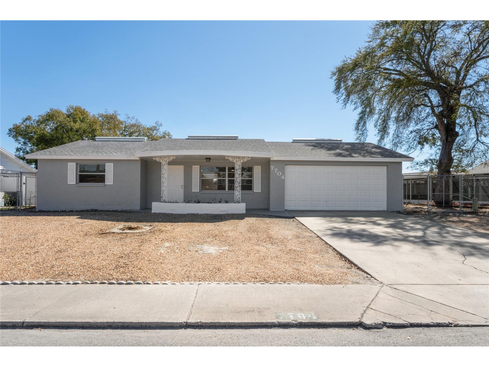 7704 Christina Lane Port Richey FL 34668 W7883408 image1