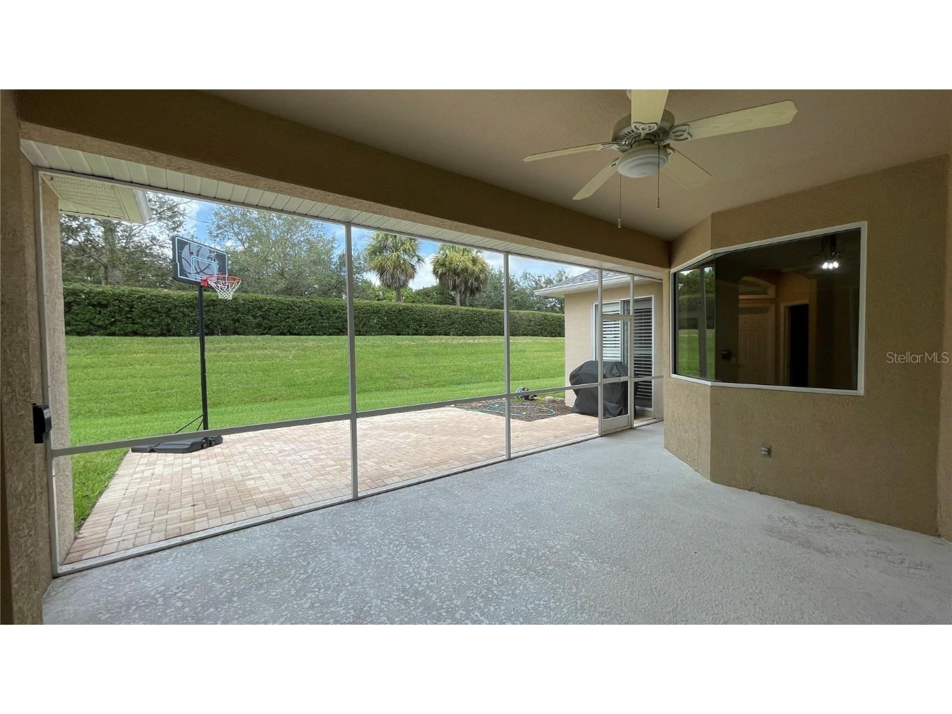 7704 Drayton Circle University Park FL 34201 A4580349 image2