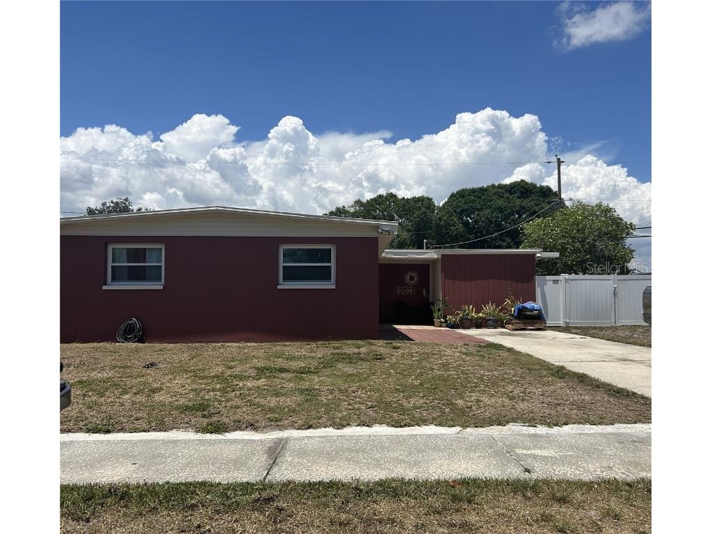 7704 Patrician Place Tampa FL 33619 T3448554 image1