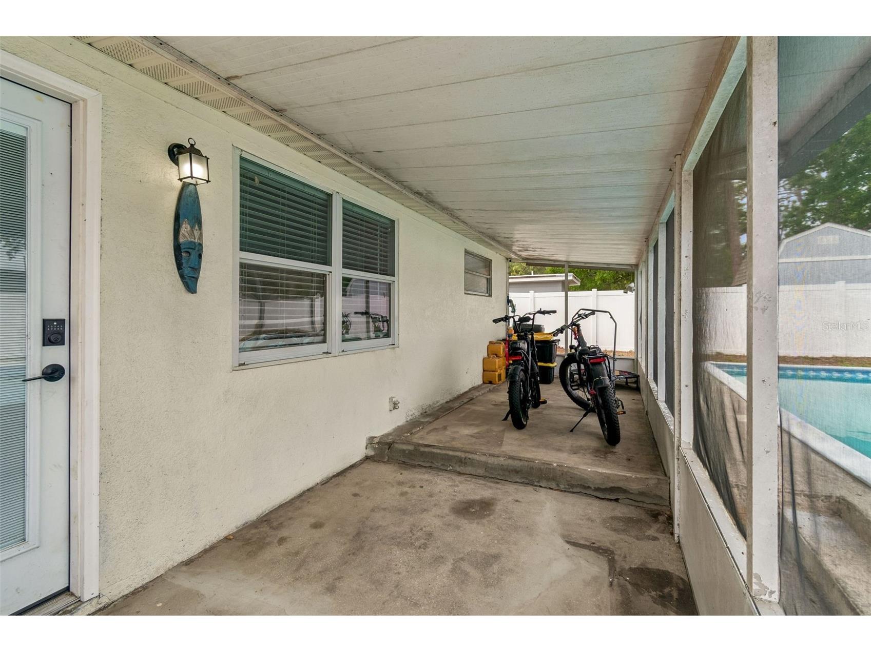 7705 Jackson Springs Road Tampa FL 33615 W7884616 image29