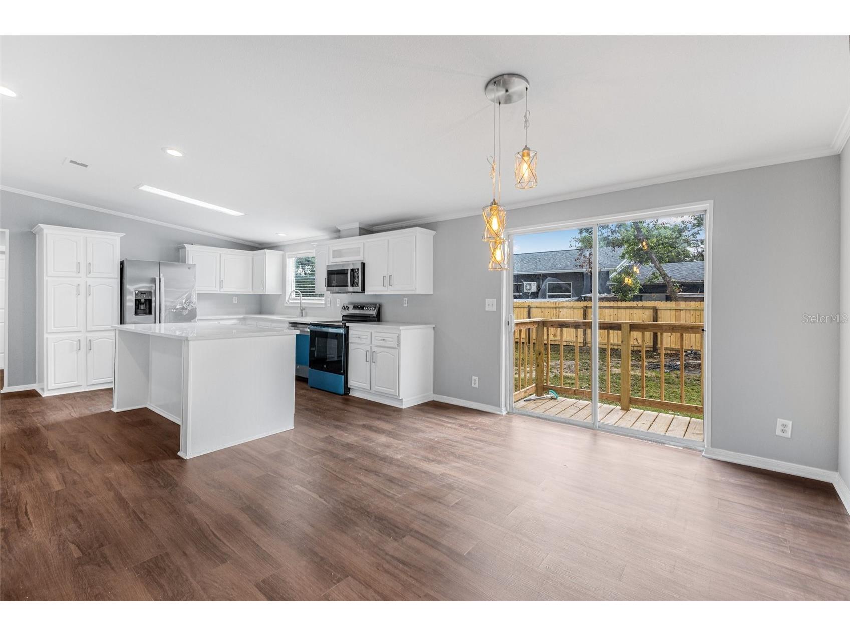 7706 23rd Street Zephyrhills FL 33540 TB8485402 image8