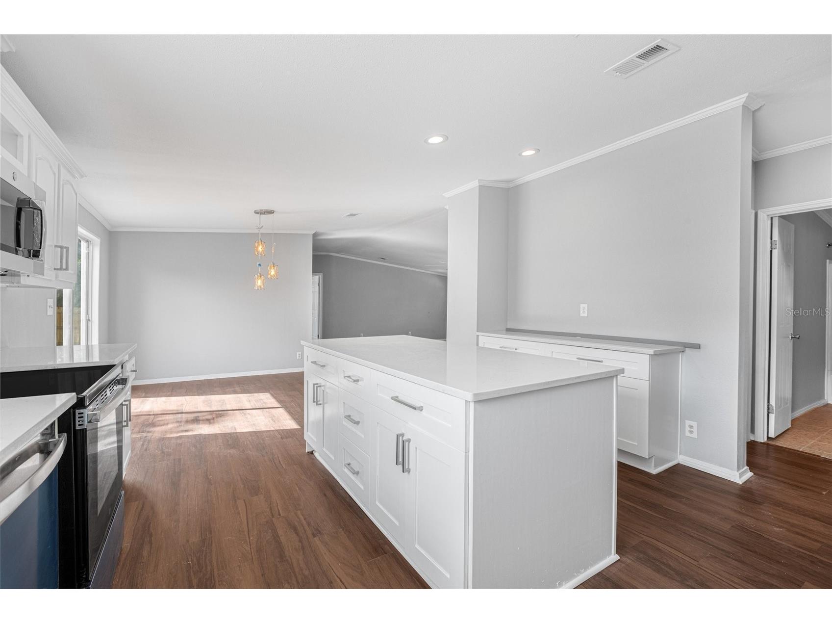 7706 23rd Street Zephyrhills FL 33540 TB8485402 image9
