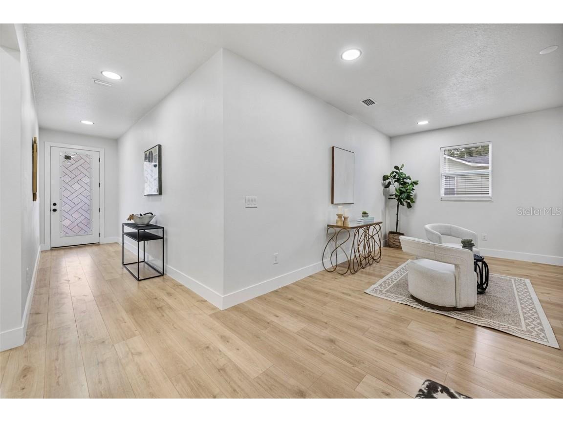 7706 N Arden Avenue Tampa FL 33604 TB8429347 image7