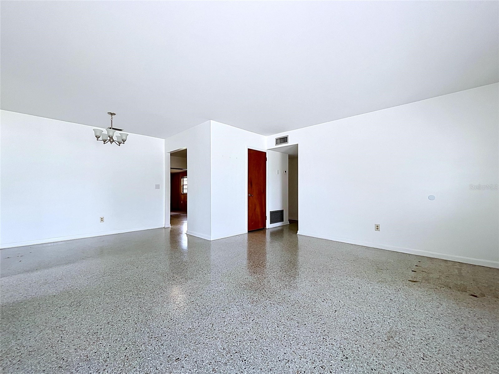 7706 W Elm Street Tampa FL 33615 TB8506929 image19