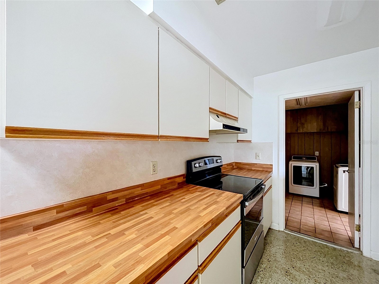 7706 W Elm Street Tampa FL 33615 TB8506929 image23