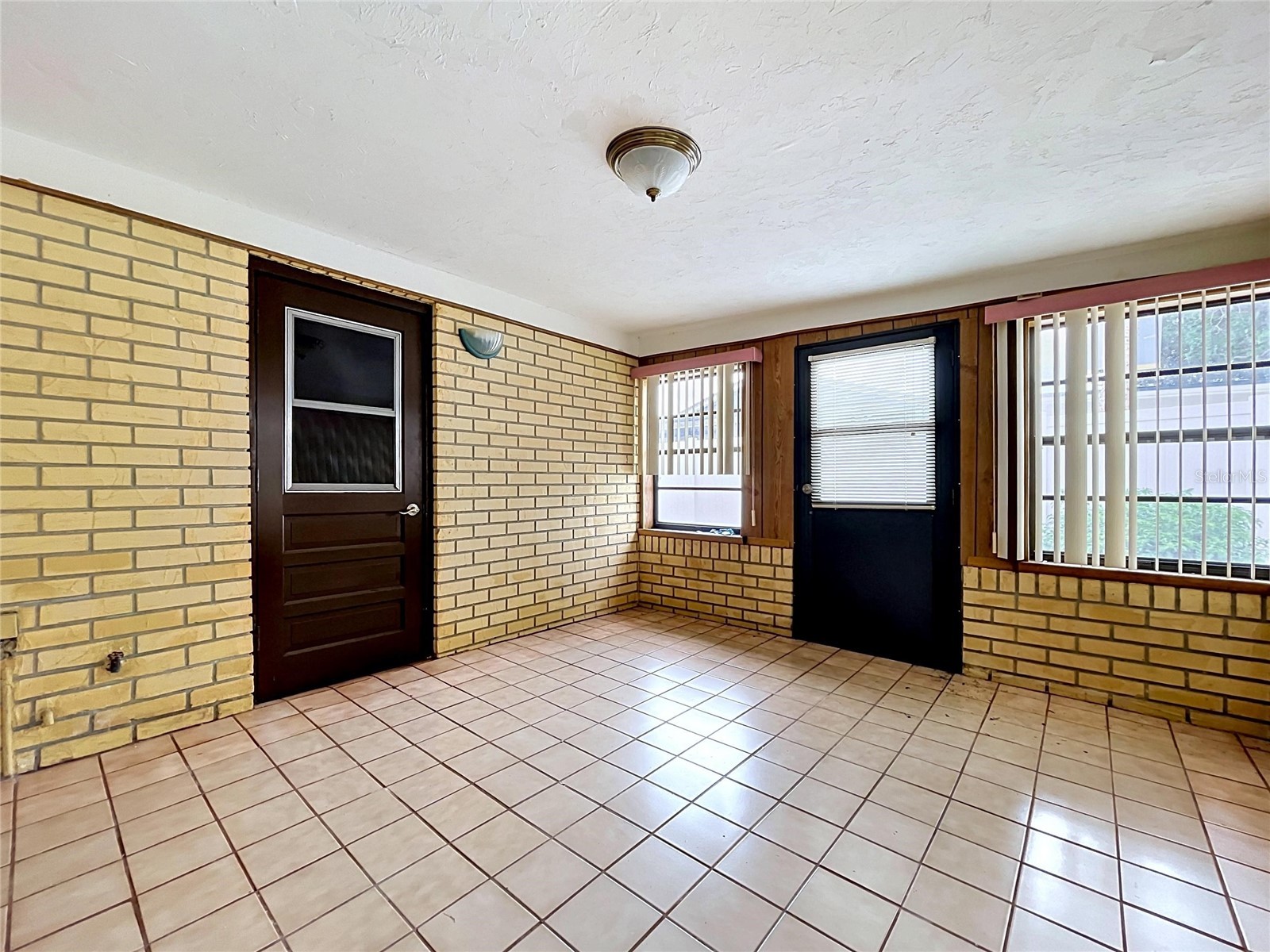 7706 W Elm Street Tampa FL 33615 TB8506929 image51
