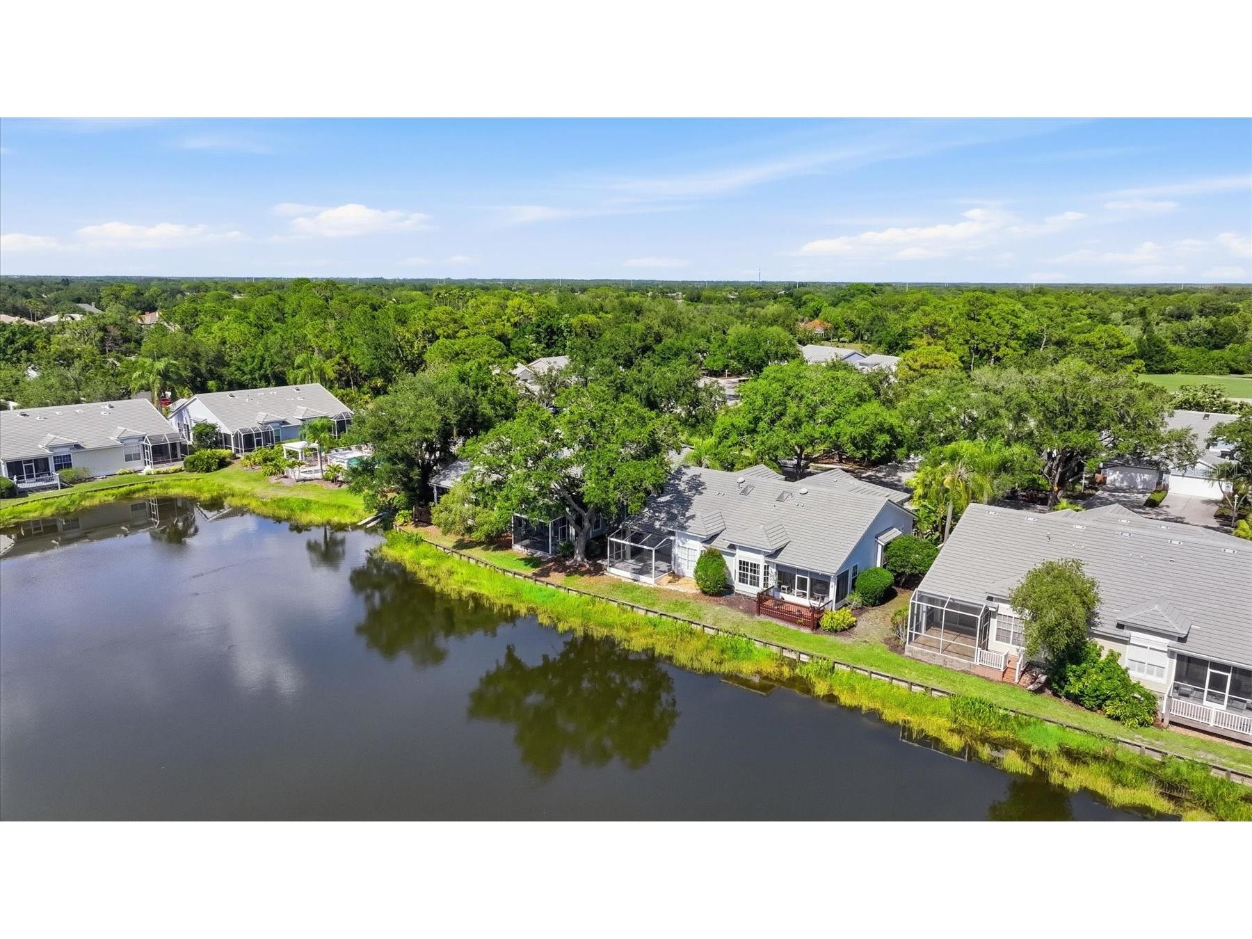 7706 Whitebridge Glen University Park FL 34201 A4694739 image36