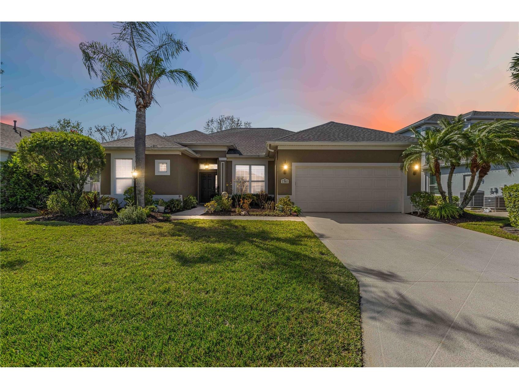 7707 Ashley Circle Bradenton FL 34201 A4684759 image1