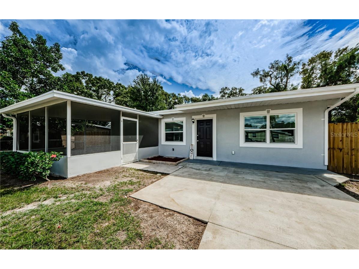 7707 Coral Vine Lane Tampa FL 33619 T3475149 image1