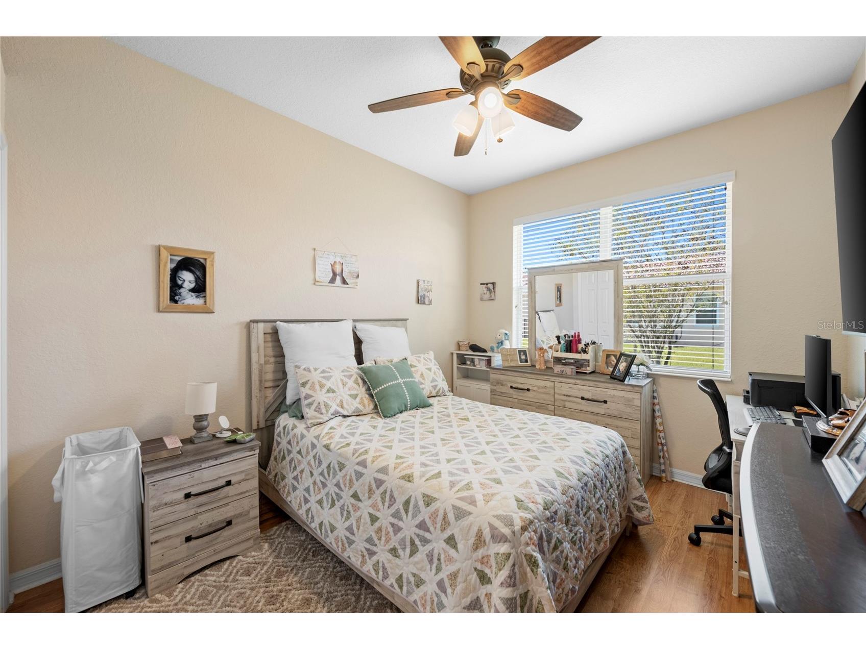 7708 32nd Street E Sarasota FL 34243 A4687322 image17