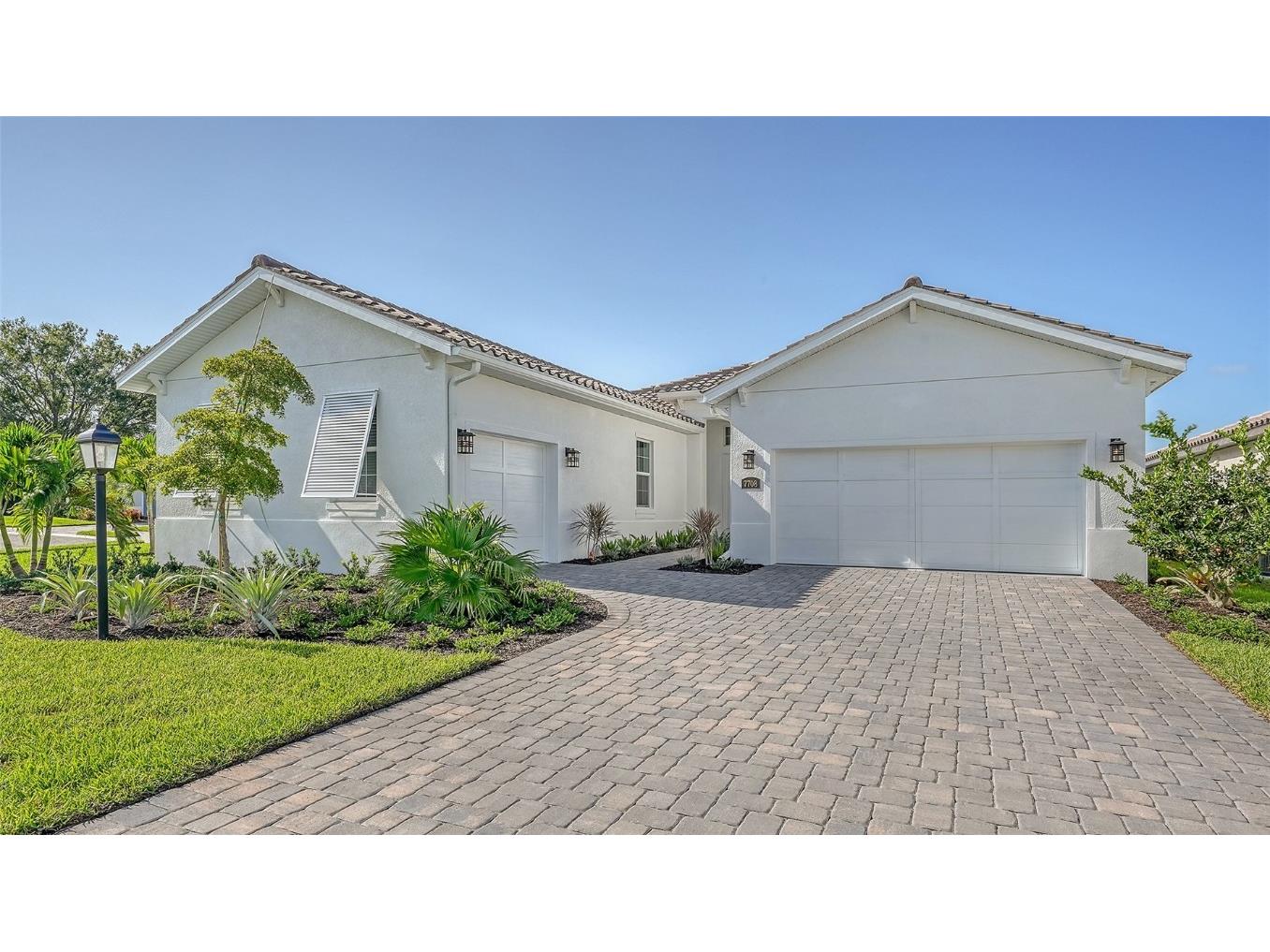 7708 Sandhill Lake Drive Sarasota FL 34241 A4575894 image1