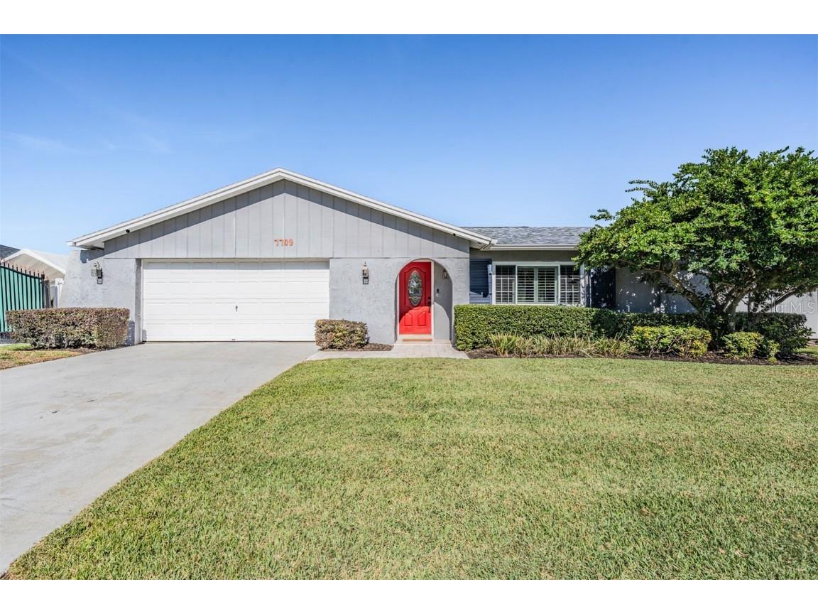 7709 Hinsdale Drive Tampa FL 33615 TB8441321 image1