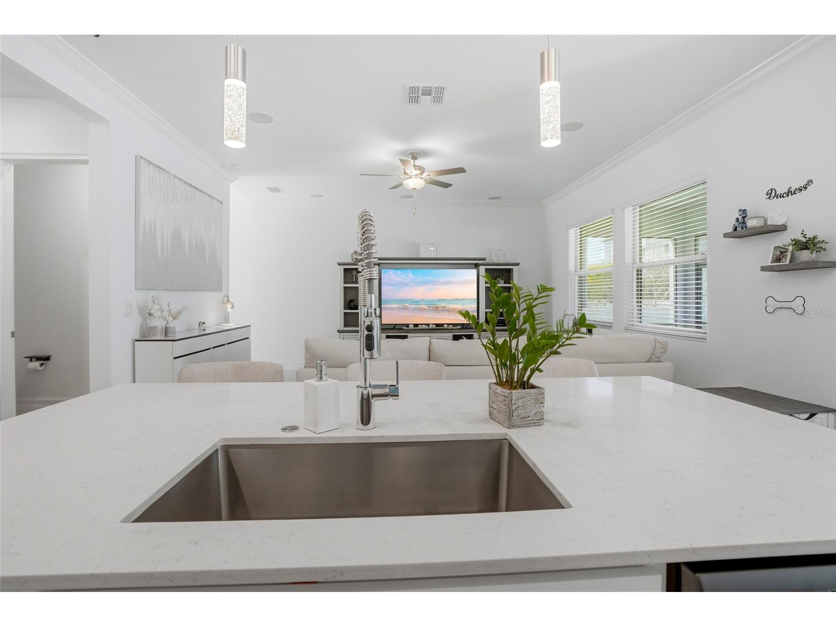 7709 S Wall Street Tampa FL 33616 TB8483232 image17