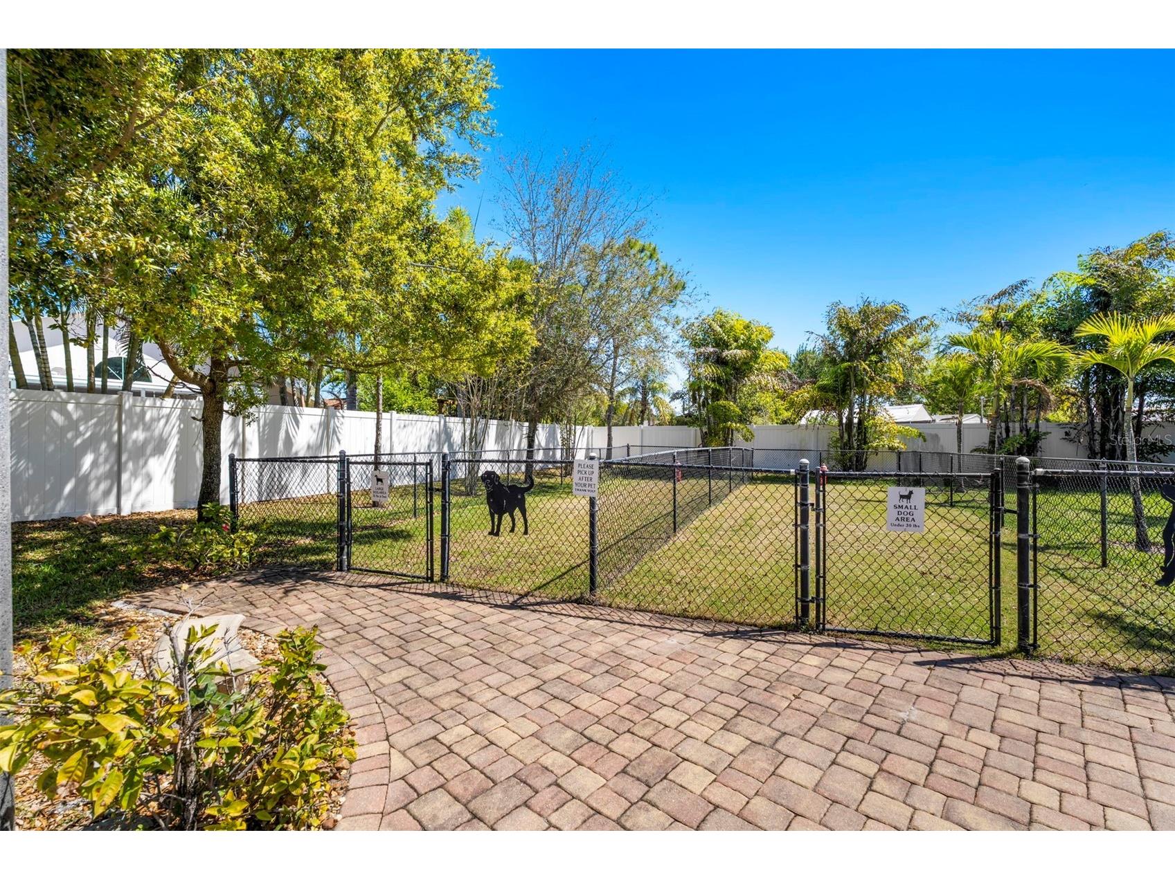 771 Date Palm Lane Saint Petersburg FL 33707 TB8491037 image40