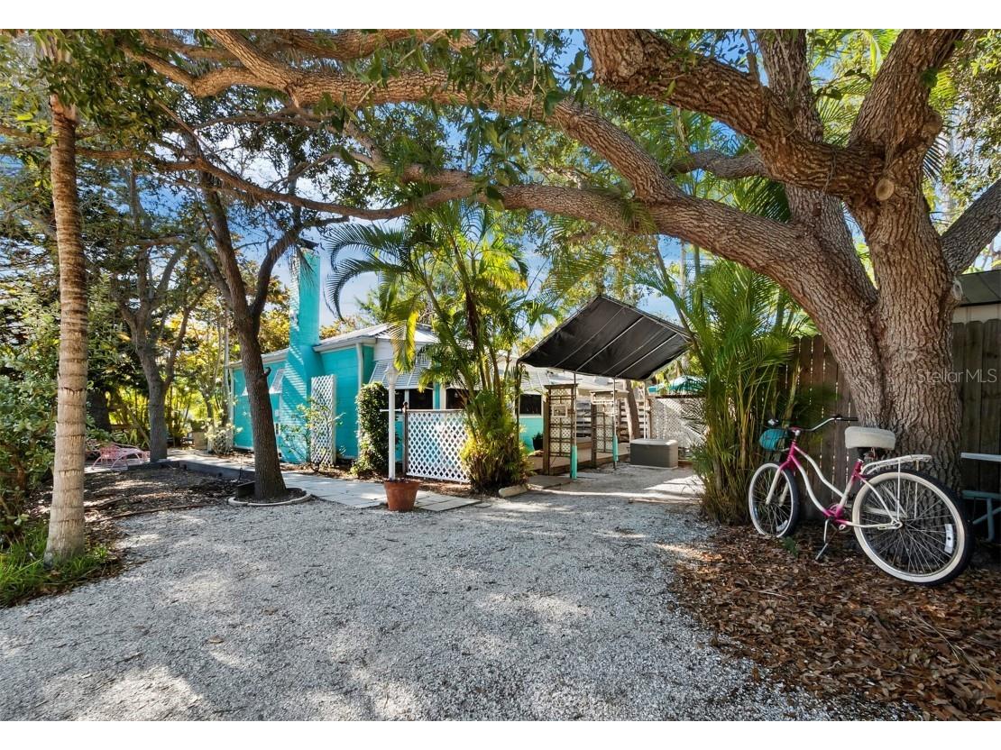 771 Fox Street Longboat Key FL 34228 A4598827 image1
