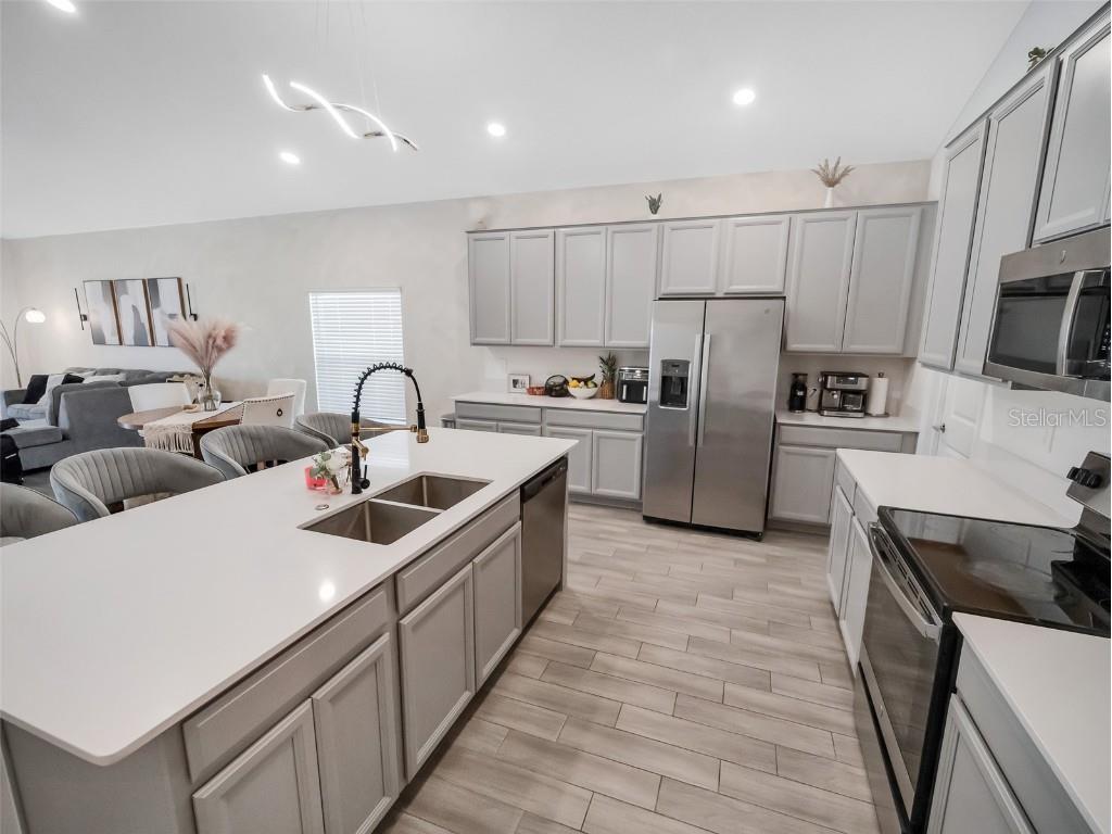 771 Hitch Loop Saint Cloud FL 34772 S5135237 image10