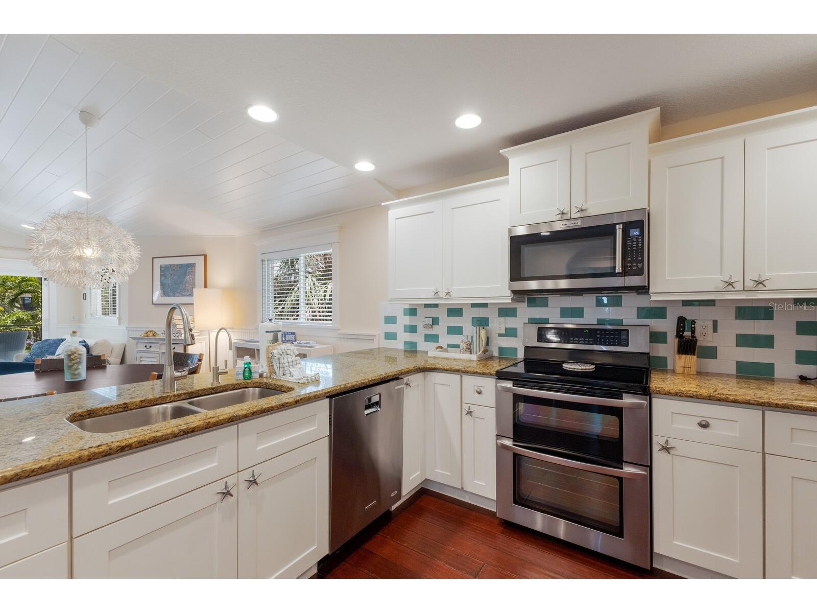 771 Jacaranda Road Anna Maria FL 34216 A4660805 image11