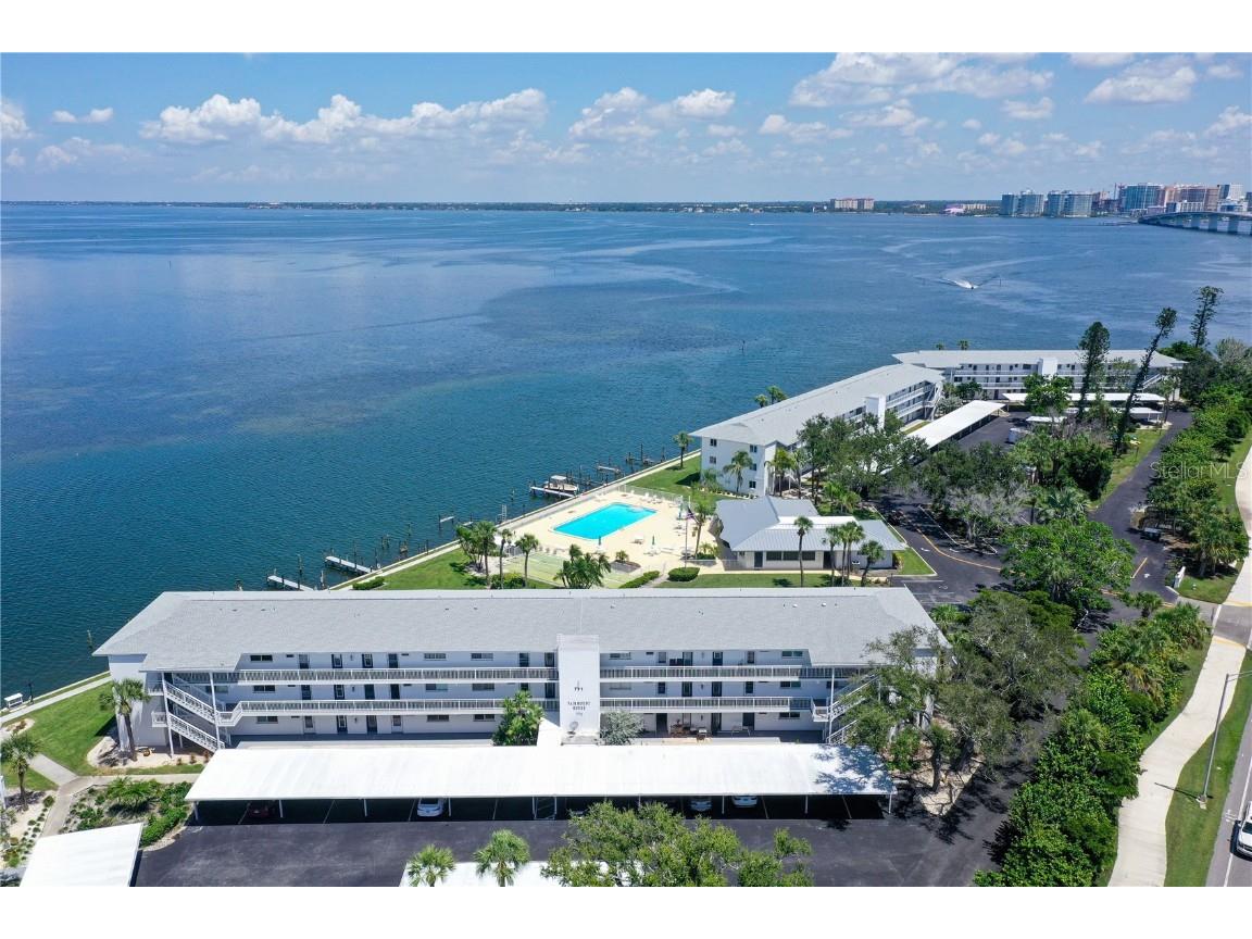 771 John Ringling Boulevard #7 Sarasota FL 34236 - SARASOTA BAY A4663602 image1