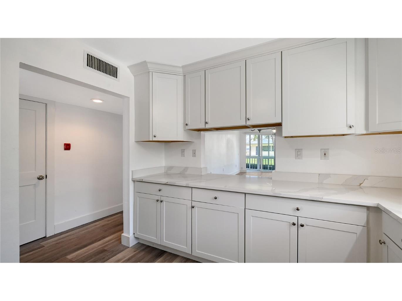 771 John Ringling Boulevard #7 Sarasota FL 34236 - SARASOTA BAY A4663602 image12