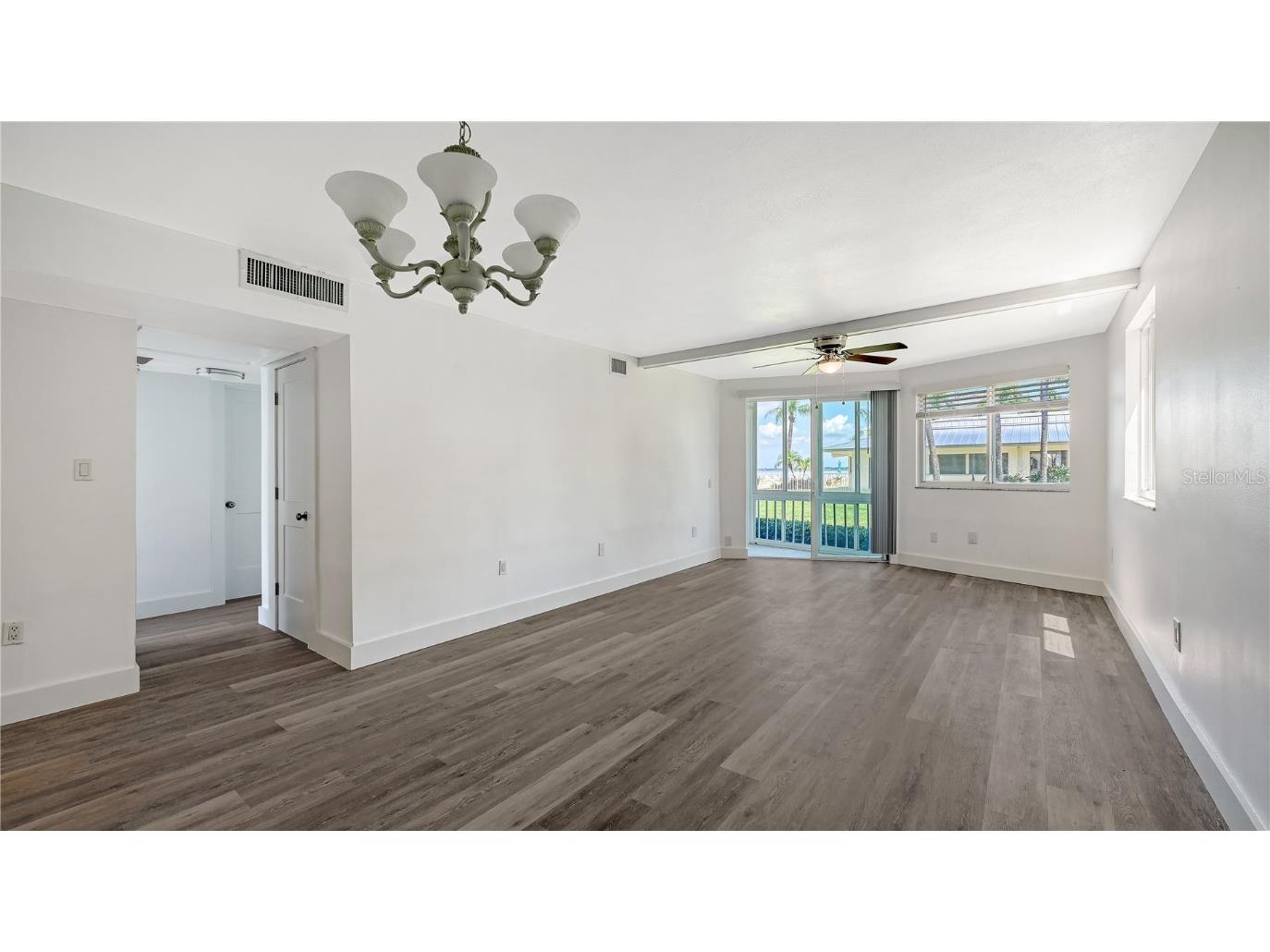 771 John Ringling Boulevard #7 Sarasota FL 34236 - SARASOTA BAY A4663602 image14