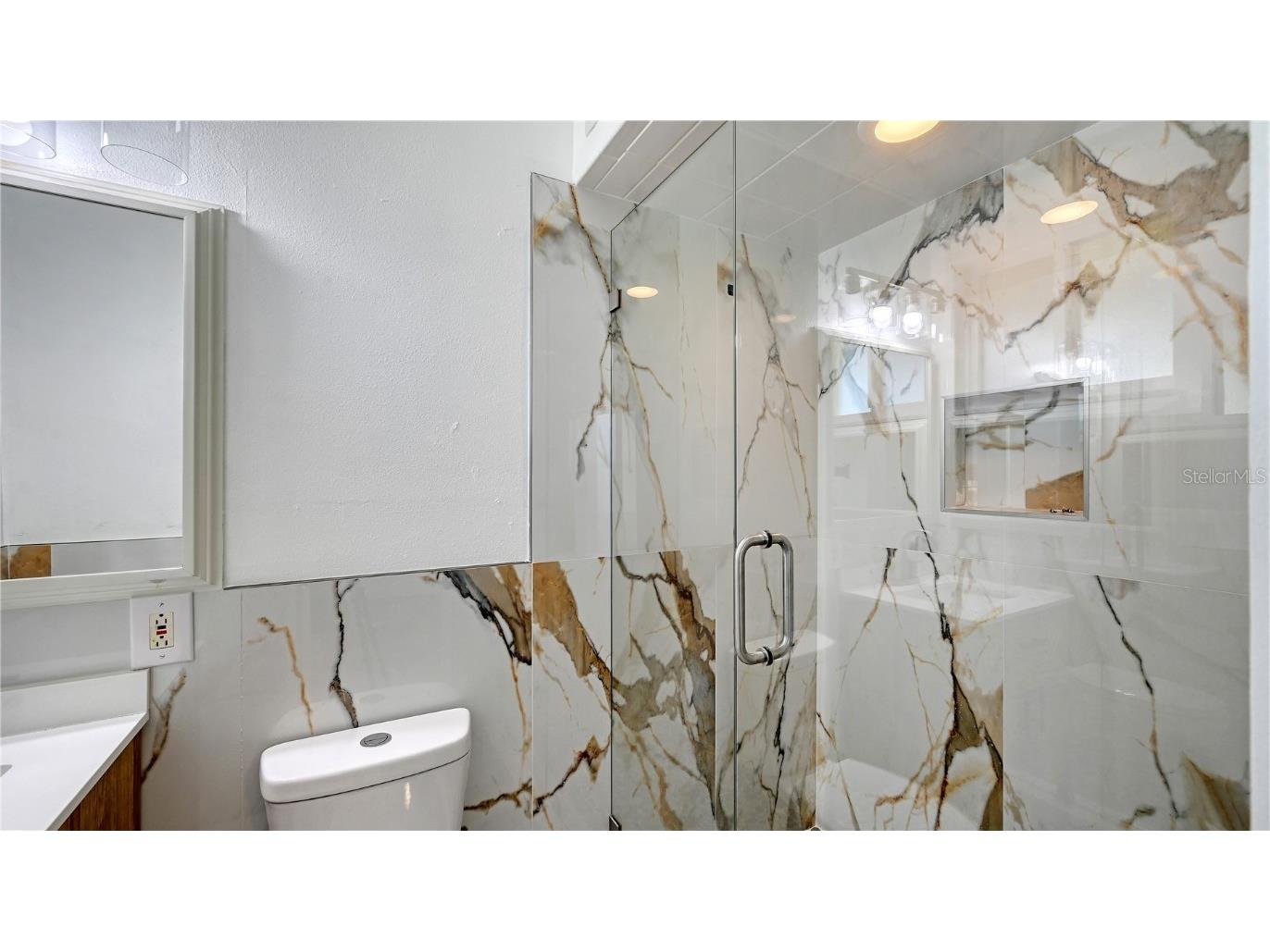 771 John Ringling Boulevard #7 Sarasota FL 34236 - SARASOTA BAY A4663602 image24